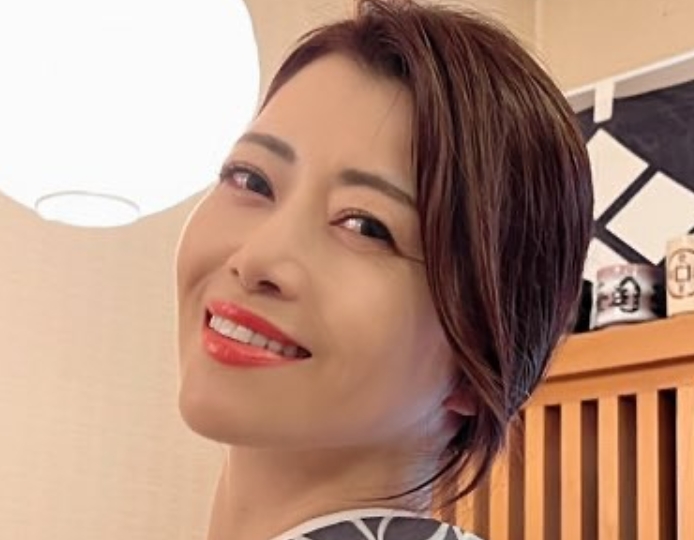 北条麻妃　顔　美魔女キレイ系