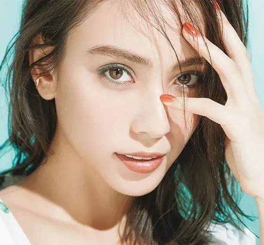 滝沢カレン　顔抜き